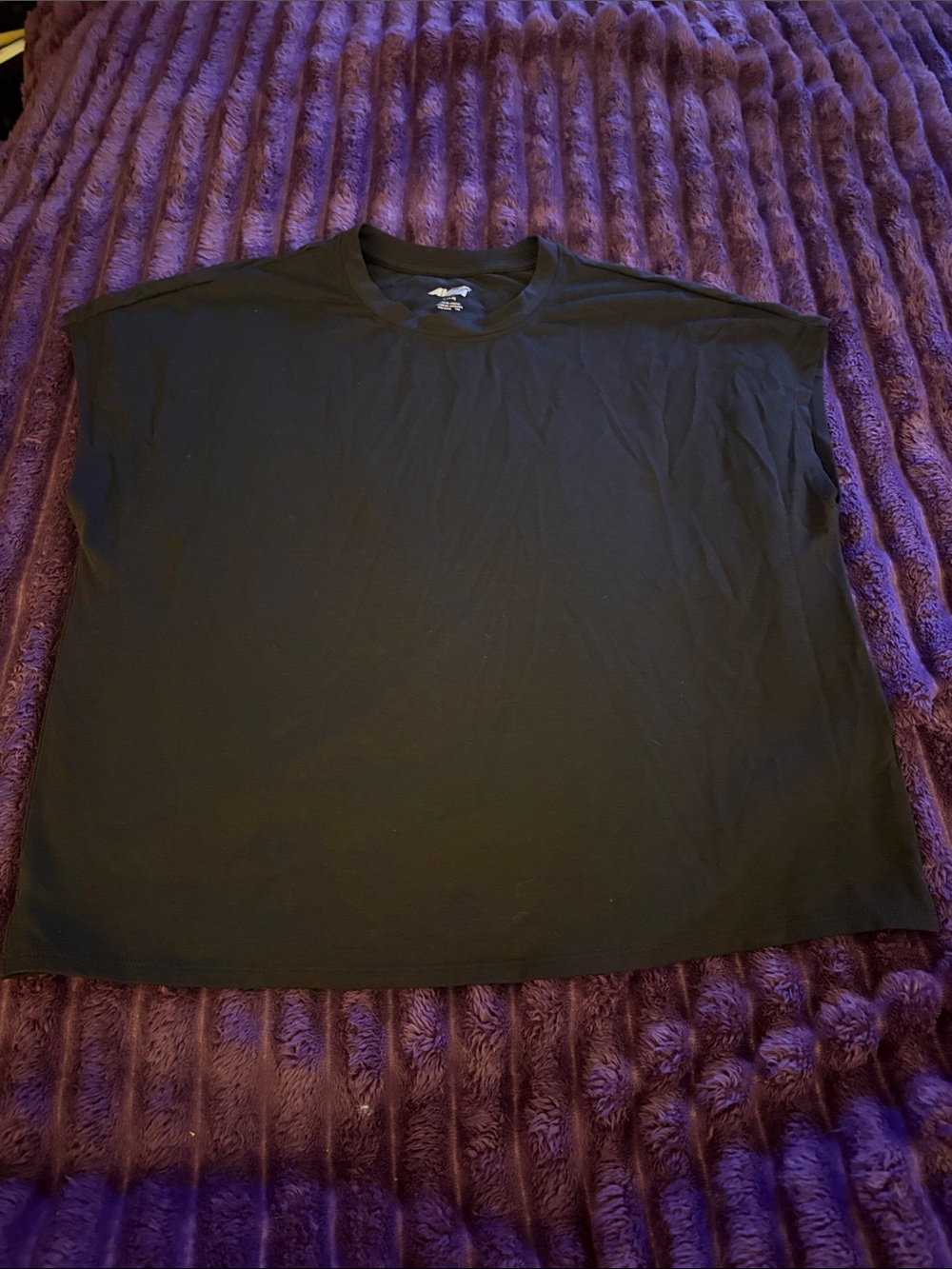 New Balance Black Athletic Tee Size Small Like New
